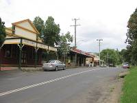 Uki - Main Street (4 Jan 2007)